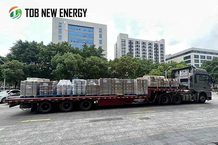 Expédition de matériaux pour batteries lithium-ion depuis TOB New Energy