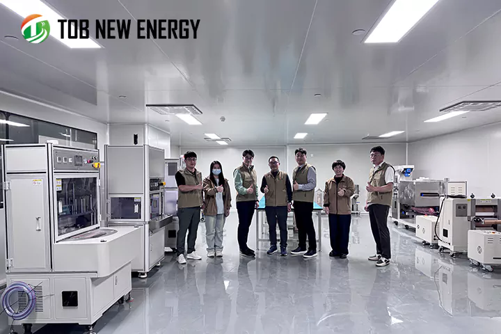 L'agent coréen 대한진(캠트리) a visité TOB NEW ENERGY pour des discussions et des échanges commerciaux.
